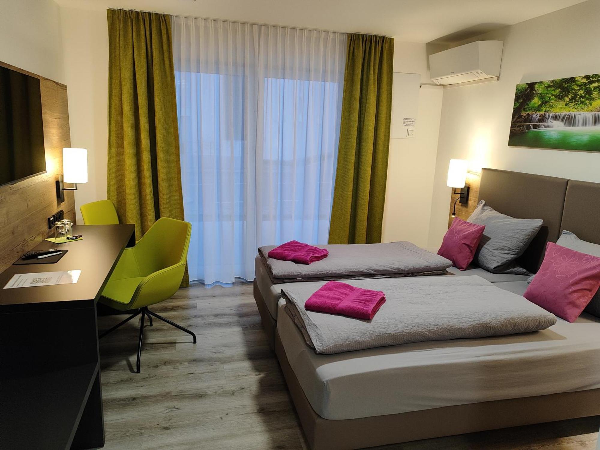 Hotel Gaestehaus Stock Zimmer Kraeuterstueble Friedrichshafen Exterior foto